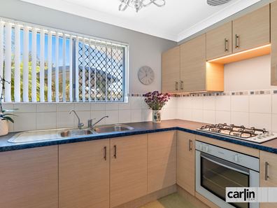 25 Helena Place, Hamilton Hill WA 6163
