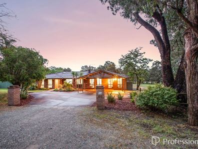 64 Linton Street North, Byford WA 6122