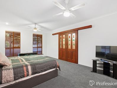 64 Linton Street North, Byford WA 6122