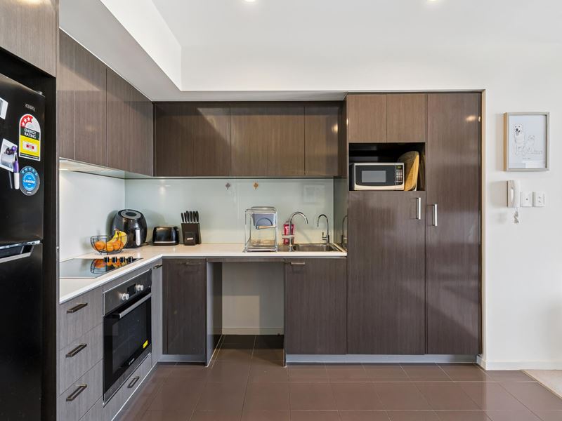 172/3 Homelea Court, Rivervale WA 6103