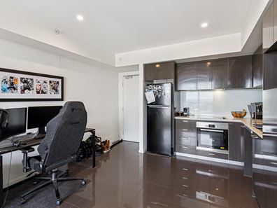 172/3 Homelea Court, Rivervale WA 6103