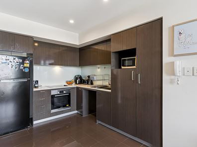 172/3 Homelea Court, Rivervale WA 6103