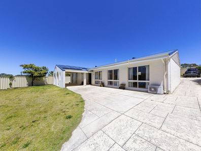 9 Gore Place, Hillarys WA 6025