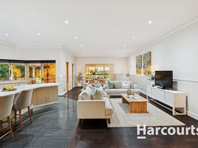 24 Seminara Place, Mariginiup WA 6078
