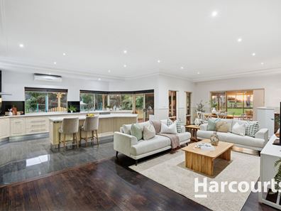 24 Seminara Place, Mariginiup WA 6078
