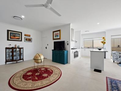 22 Reef Boulevard, Drummond Cove WA 6532