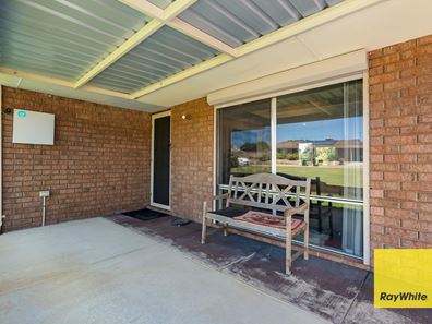 77 Murchison Way, Gosnells WA 6110