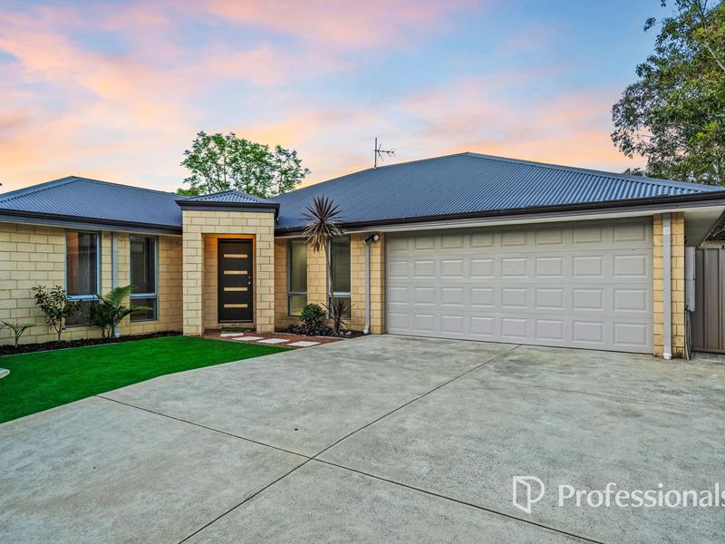 8A Harlow Place, Calista WA 6167