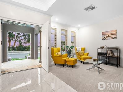 65 Peregrine Circle, Beeliar WA 6164