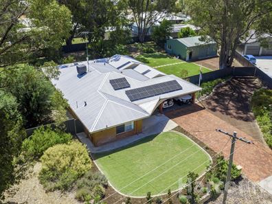 2 Kingscote Place, Greenfields WA 6210