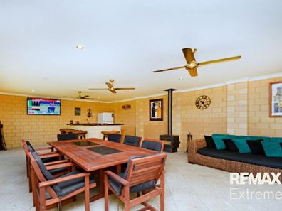 6 Fairway Court, Woodridge WA 6041