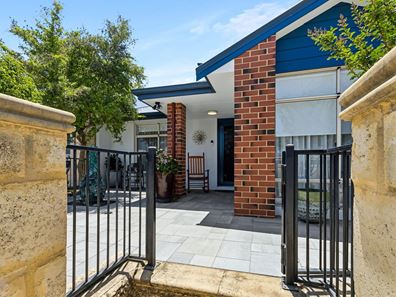 4 Delphi Way, Aveley WA 6069