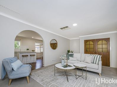 62 Regency Drive, Thornlie WA 6108