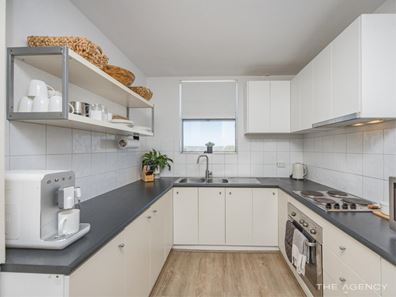 48/40 Pollard Street, Glendalough WA 6016
