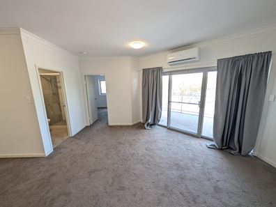 2/19 Sudbury Road, Mirrabooka WA 6061