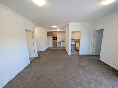 2/19 Sudbury Road, Mirrabooka WA 6061