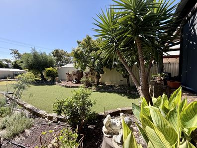 50 Millar Street, Waroona WA 6215
