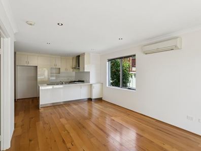 1/3 Cato Street, Glendalough WA 6016
