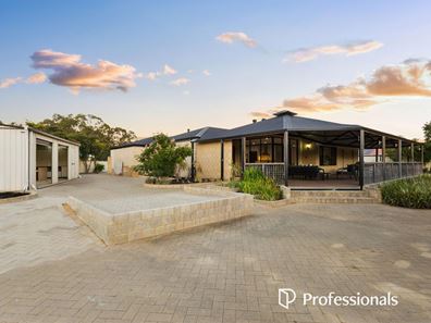 18 Bittern Close, Maida Vale WA 6057