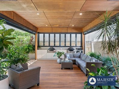 37 Spinnaker Heights, Yangebup WA 6164