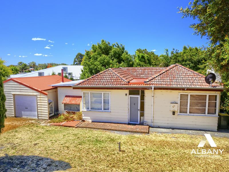 20 Pioneer Road, Centennial Park