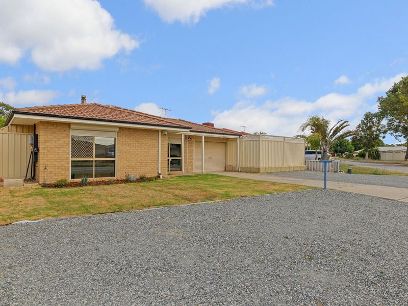 14 Chisholm Circle, Seville Grove WA 6112