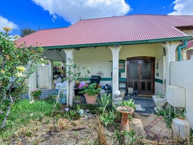 59 Bishop Road, Middle Swan WA 6056