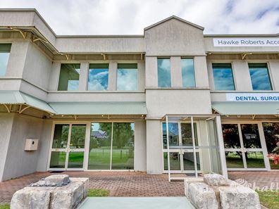 2/21 Dixon Rd, Rockingham WA 6168