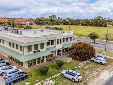 2/21 Dixon Rd, Rockingham WA 6168