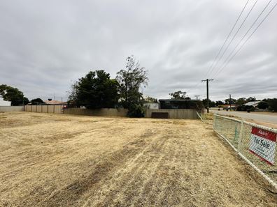 16 Solomon Street, Merredin WA 6415