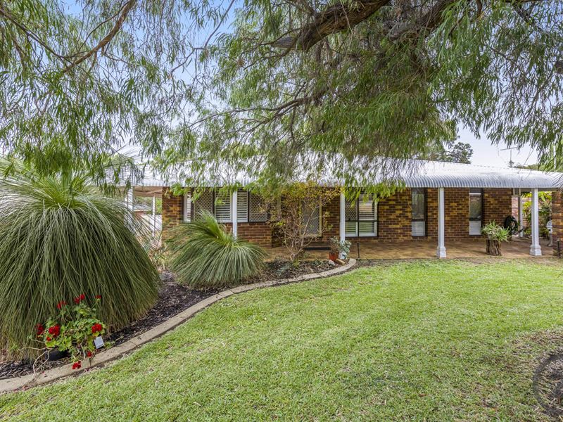 16 Ewing Crescent, Dawesville