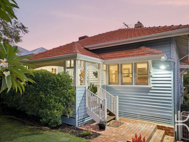 9 Clayton Street, East Fremantle WA 6158