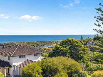 54 Kinkuna Way, City Beach WA 6015