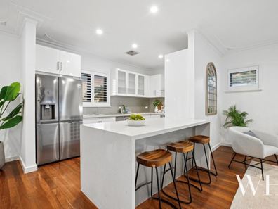 3 Redwood Crescent, Melville WA 6156