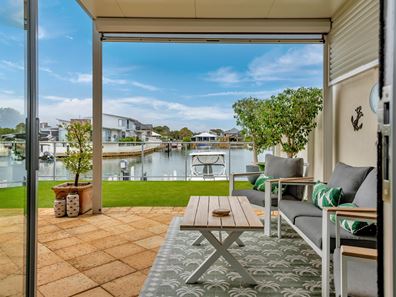 31 Trade Winds Retreat, Dudley Park WA 6210