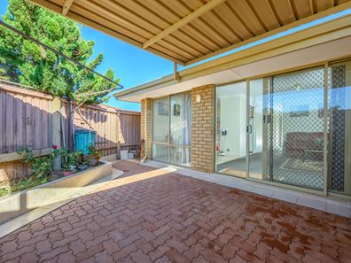 Unit 1/96 Simpson Avenue, Rockingham WA 6168