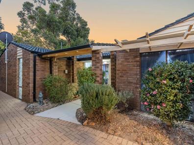 24 Shardlow Loop, Carine WA 6020