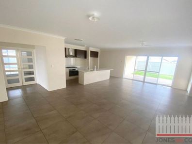 26 Cuttlefish Street, Yanchep WA 6035