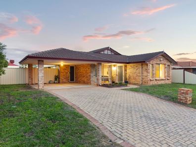 4 Bandol Gardens, Secret Harbour WA 6173