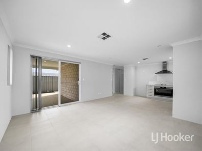 19 Buccaneer Road, Eglinton WA 6034