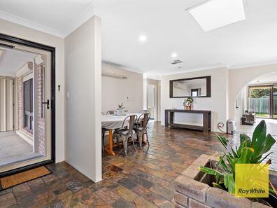 10 Majestic Court, Thornlie WA 6108