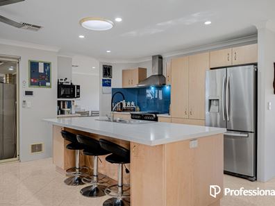 4 Kintyre Place, Kingsley WA 6026