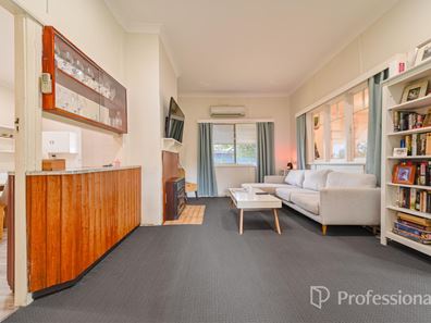 29 Thatcher Street, Waroona WA 6215