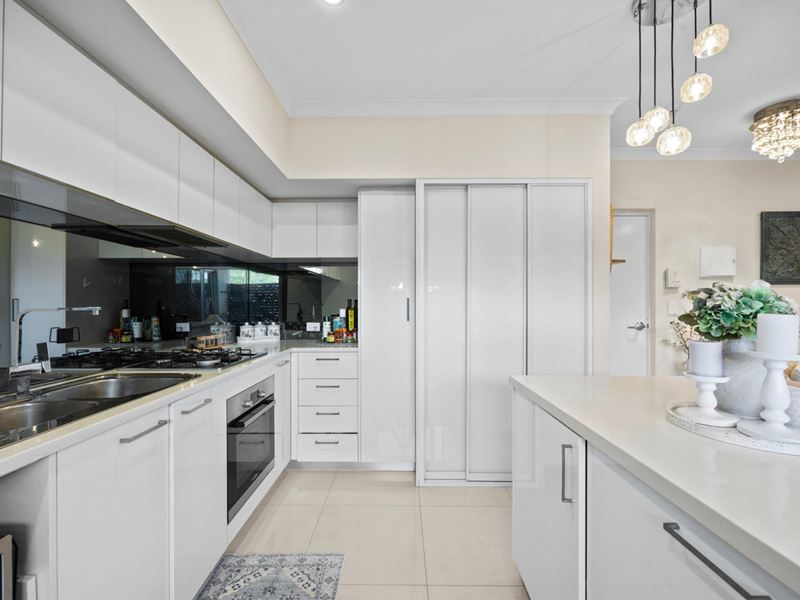1/26 Powis Street, Glendalough WA 6016