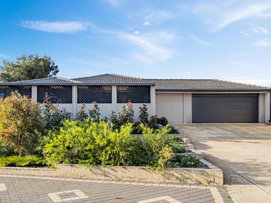 20 Voyage Road, Heathridge WA 6027