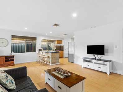 6 Navingator Drive, Singleton WA 6175
