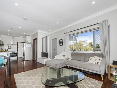 21 Sawle Road, Hamilton Hill WA 6163