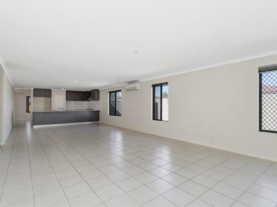 119 Grassdale Parkway, Ellenbrook WA 6069