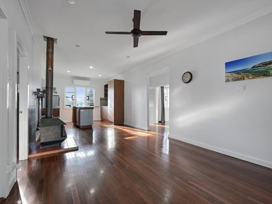 14 Maley Way, Beachlands WA 6530