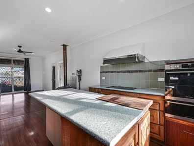 14 Maley Way, Beachlands WA 6530